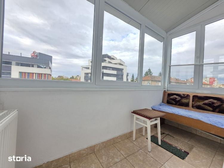 Apartament cu 2 camere în Centrul Civic