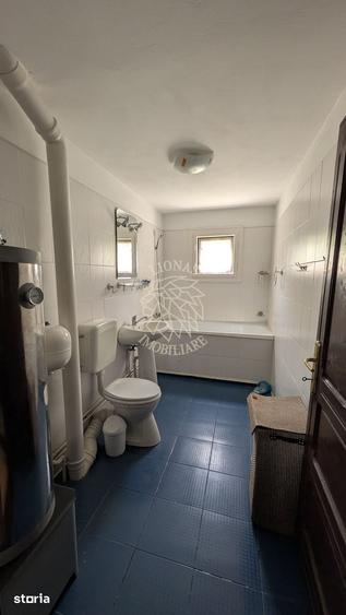 Casă cu 8 camere cu Teren 708 Mp în Central