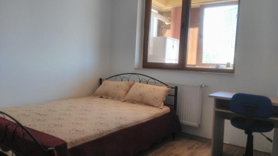 Apartament cu 2 camere semidecomandat în Berceni
