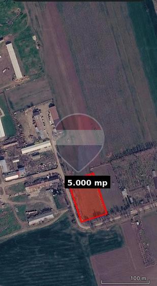 Teren de 5000 mp, în Central