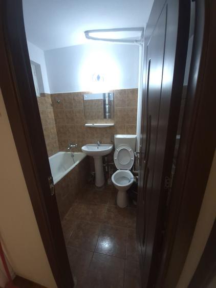 Inchiriez apartament 2 camere semidecomandat Pod de Piatra - 5