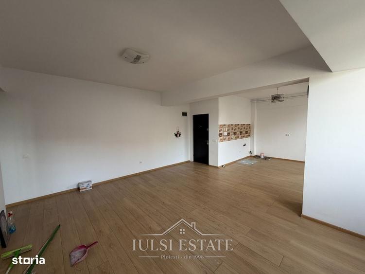 Apartament cu 3 camere decomandat în 9 Mai