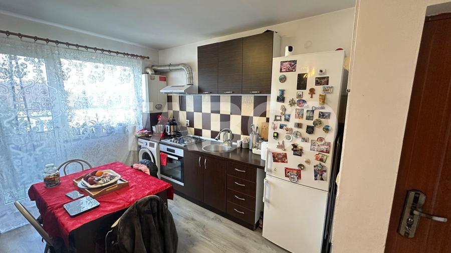 Apartament cu 4 camere decomandat, mobilat în Terezian