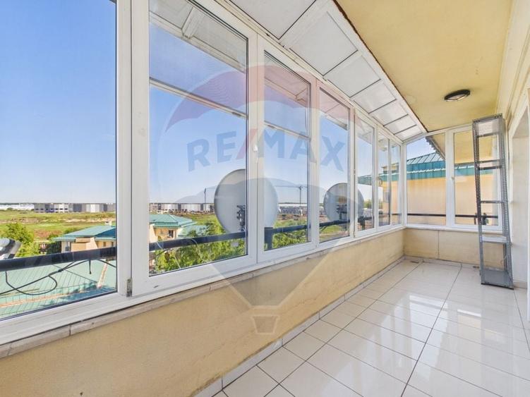 Apartament cu 3 camere decomandat, mobilat în Ștefăneștii de Jos