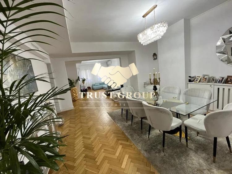 Apartament cu 4 camere decomandat în P-ța Dorobanți