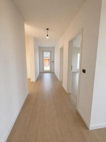 Casă individuală cu 4 camere cu Teren 600 Mp în Cetate