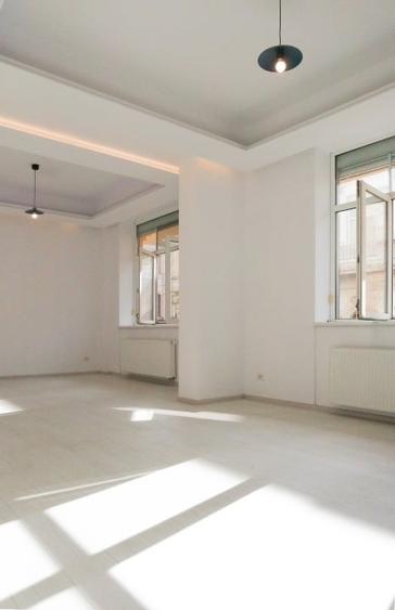 Apartament cu 3 camere în Universitate