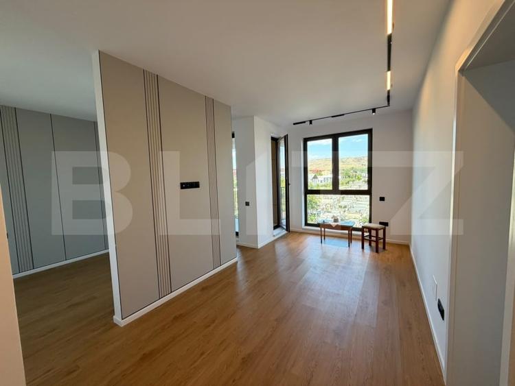 Apartament cu 2 camere semidecomandat în Florești