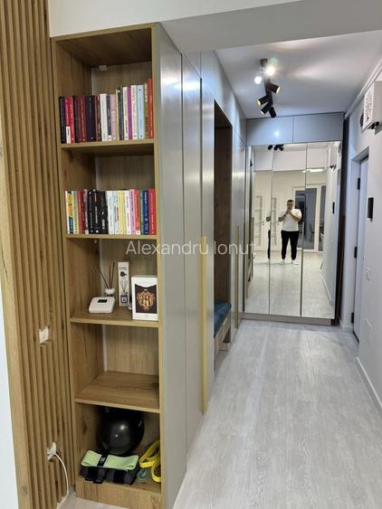 Apartament doua camere de vanzare