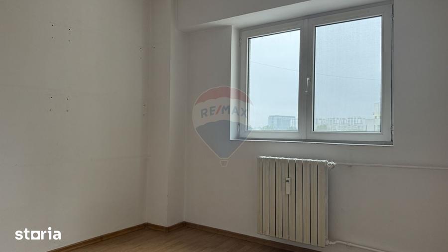 Apartament cu 4 camere decomandat în 13 Septembrie