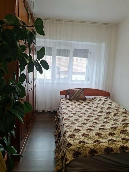 Apartament cu 3 camere decomandat în Gilău