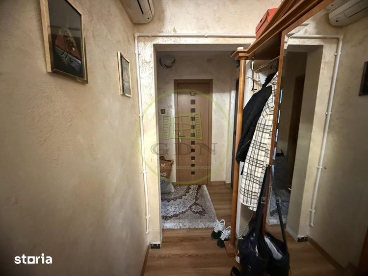 Apartament cu 4 camere decomandat, mobilat în Craiovița Nouă