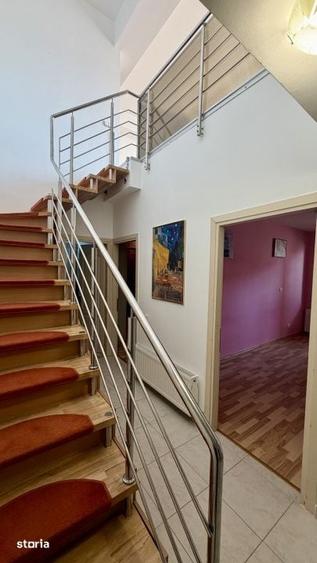 Apartament cu 4 camere în Central