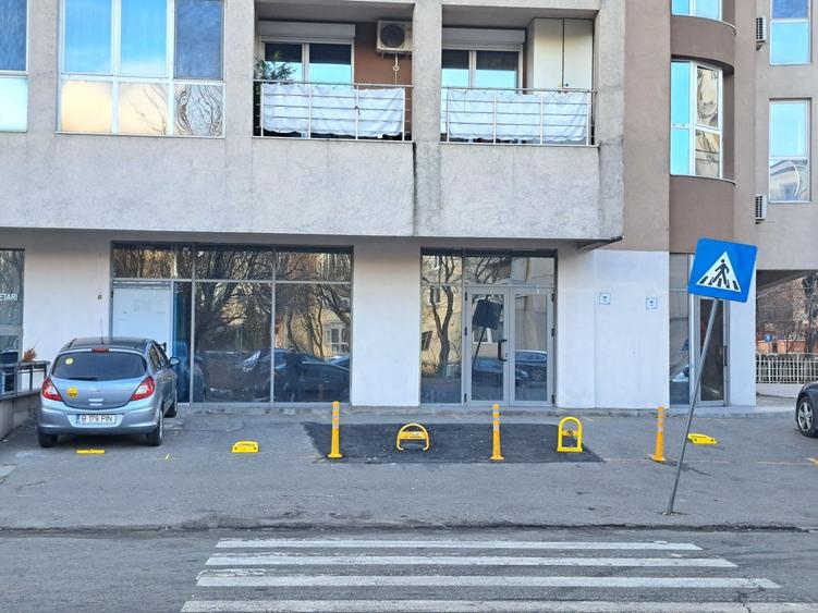 Spațiu comercial, de 143.0299987793 mp, în Vitan Mall