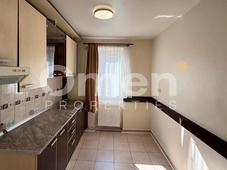 Apartament cu 2 camere semidecomandat, mobilat în Săsar