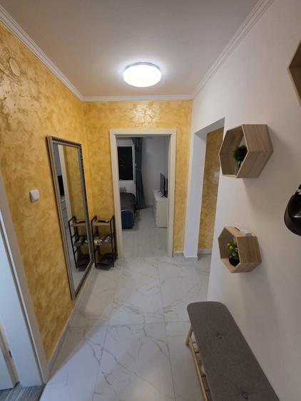 Apartament cu 2 camere decomandat, mobilat în Berceni