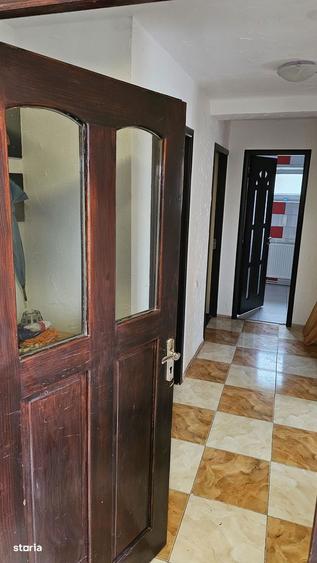 Apartament cu 3 camere în Dâmbul Rotund
