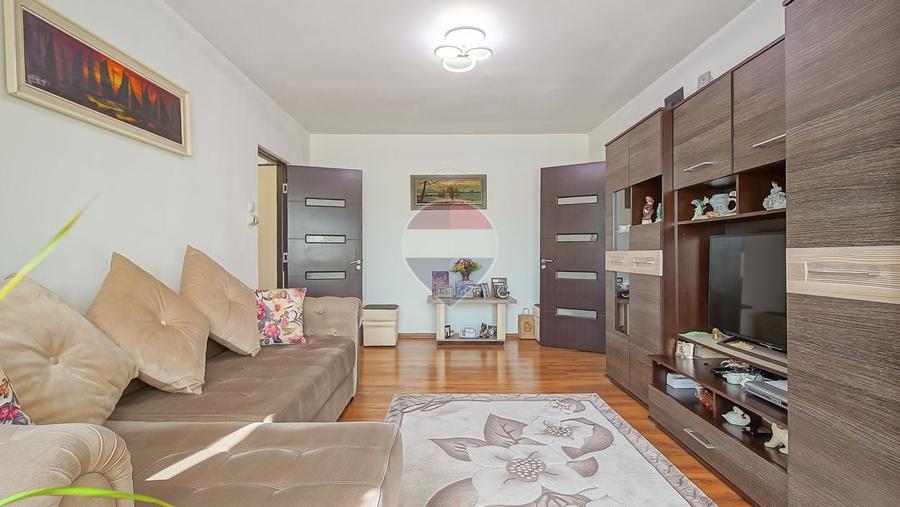 Apartament cu 2 camere semidecomandat, mobilat în Astra