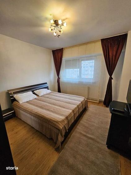 Apartament cu 2 camere decomandat, mobilat în Central