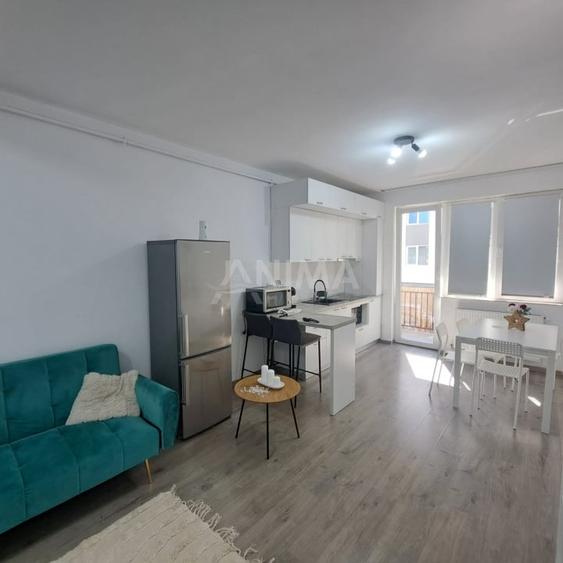Apartament cu 2 camere semidecomandat, mobilat în Florești