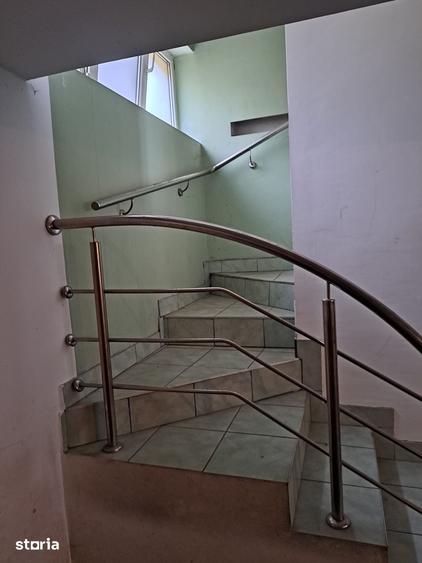 Casă cu 4 camere cu Teren 180 Mp în Central