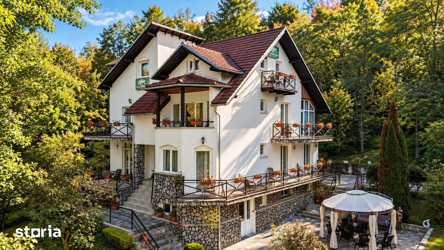 Casă cu Teren 13500 Mp în Poiana