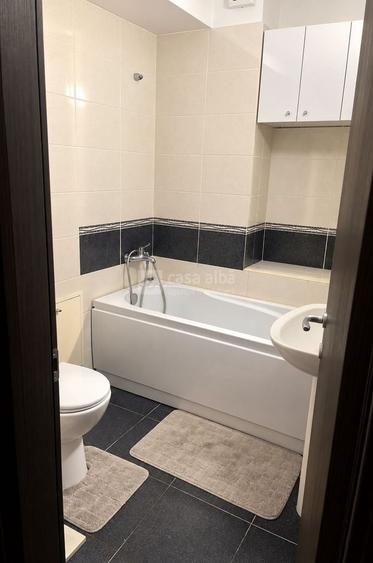 Apartament cu 2 camere decomandat, mobilat în Bucium