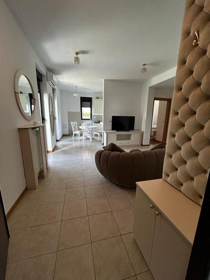 Apartament cu 2 camere în Lipovei