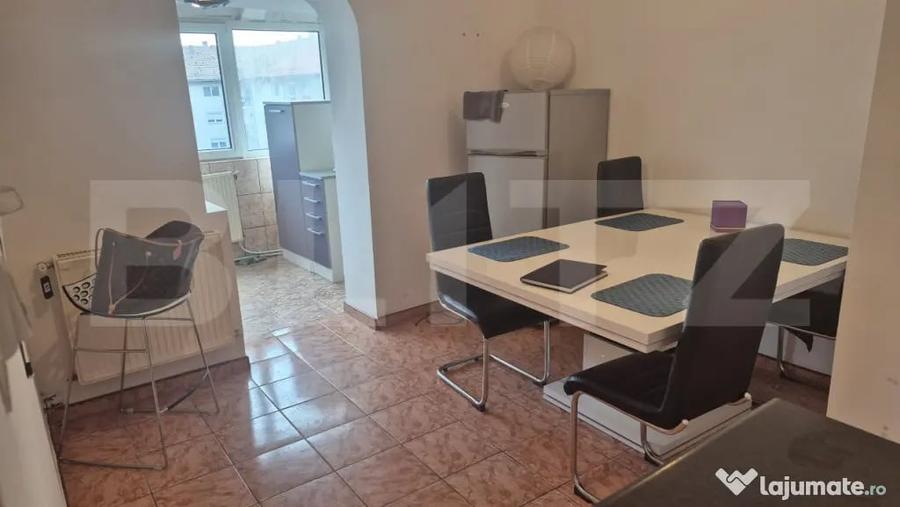 Apartament cu 3 camere de vanzare, 75.77 mp, in Carpati 2 - 14