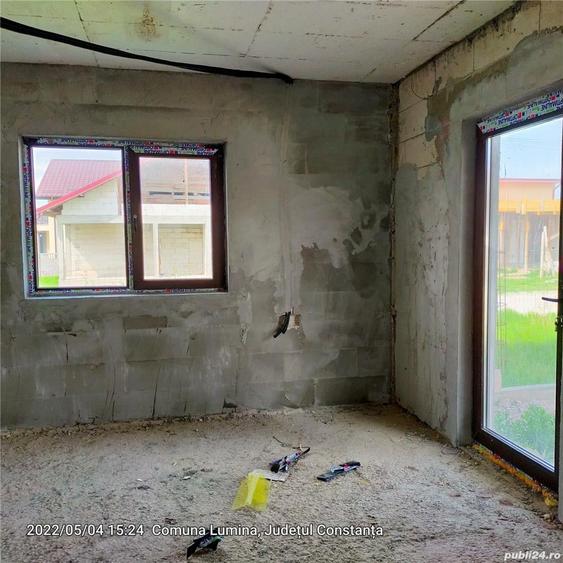 Casă cu 6 camere cu Teren 300 Mp în Lumina