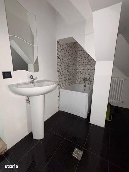 Apartament cu 4 camere în Dorobanți