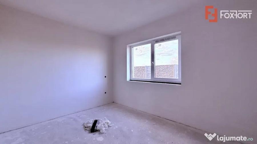 Casa tip triplex, cu 2 camere, de vanzare in Sanandrei. - Sanandrei (Timis) - 7