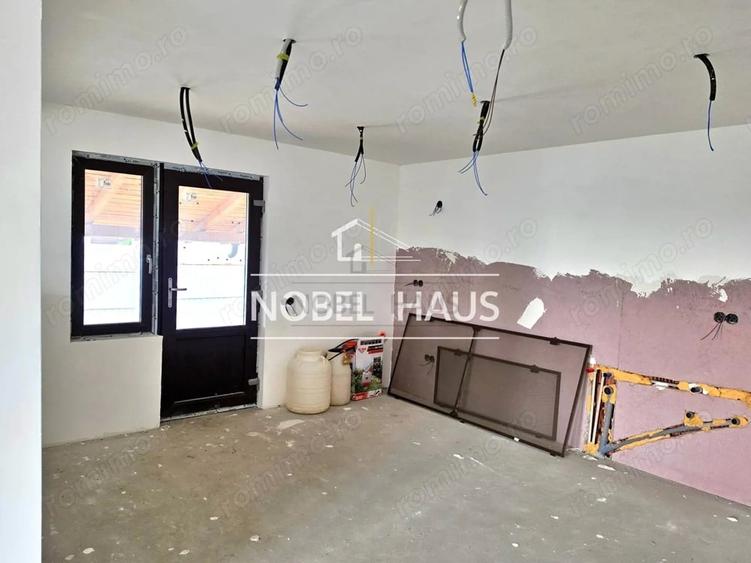 Casă cu Teren 600 Mp în Central