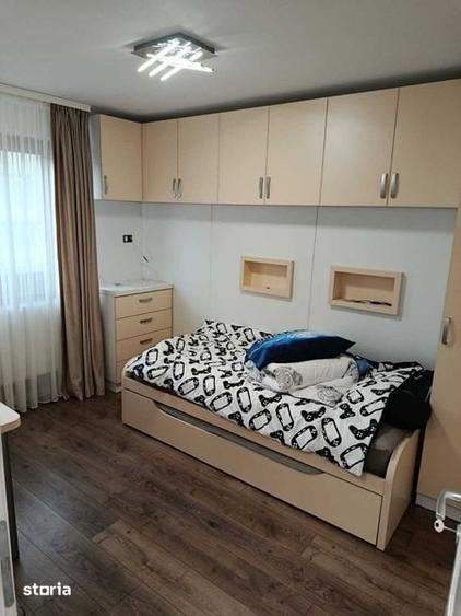 Apartament cu 3 camere în Săvinești
