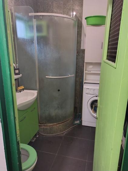 Apartament cu 3 camere decomandat în Tineretului