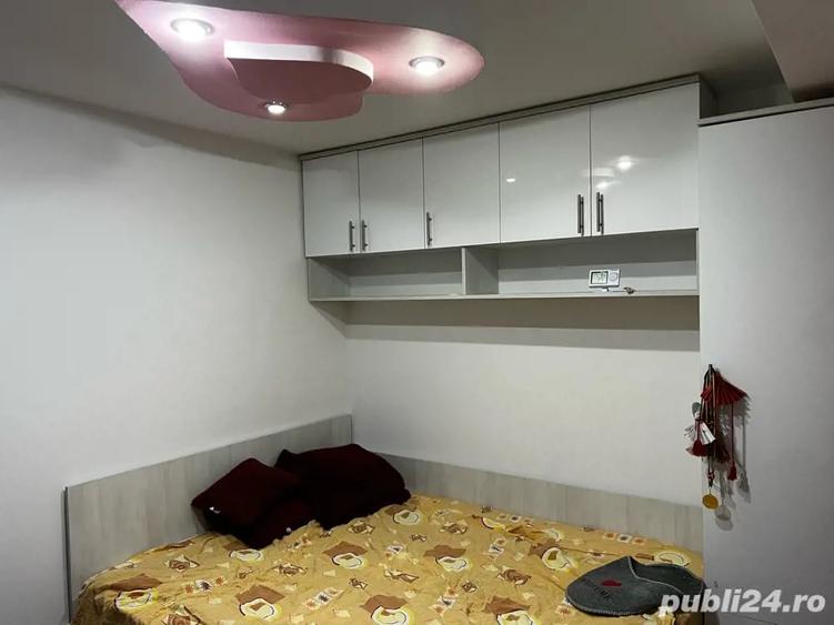 Apartament cu 3 camere decomandat în Tineretului