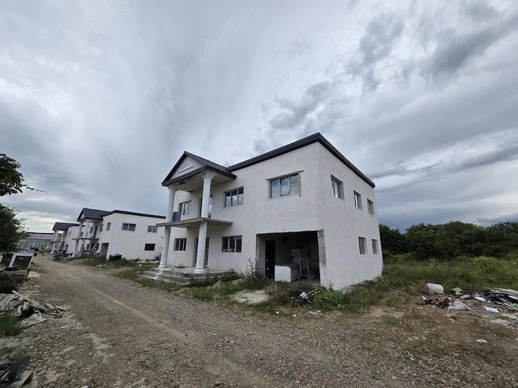 Casă cu Teren 615 Mp în Vernești