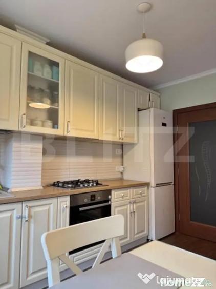 Apartament cu 2 camere decomandat în Sânpetru