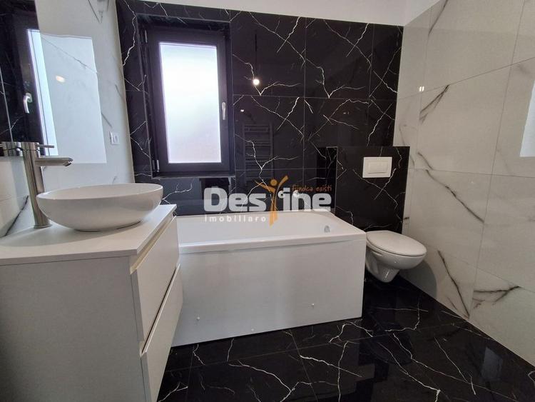 Duplex cu 4 camere cu Teren 325 Mp în Valea Adâncă