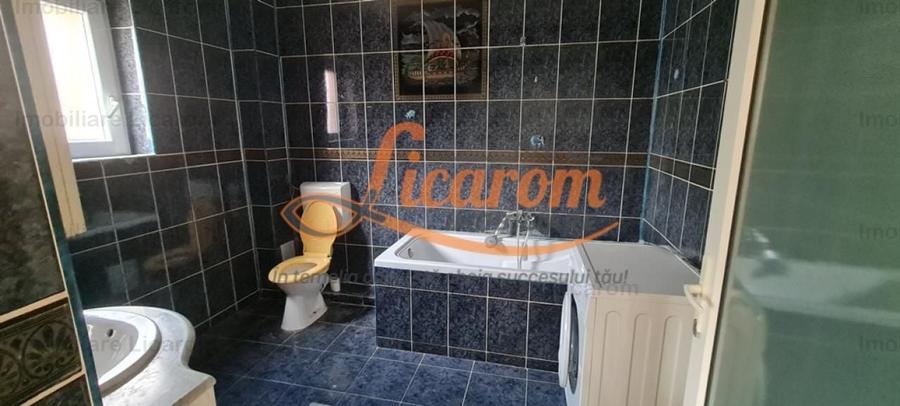 Casă individuală cu 6 camere semidecomandat cu Canalizare în Astra