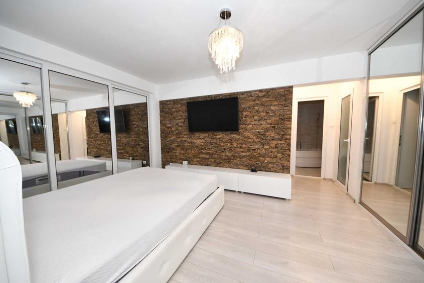 Apartament cu 2 camere semidecomandat în Sârbi
