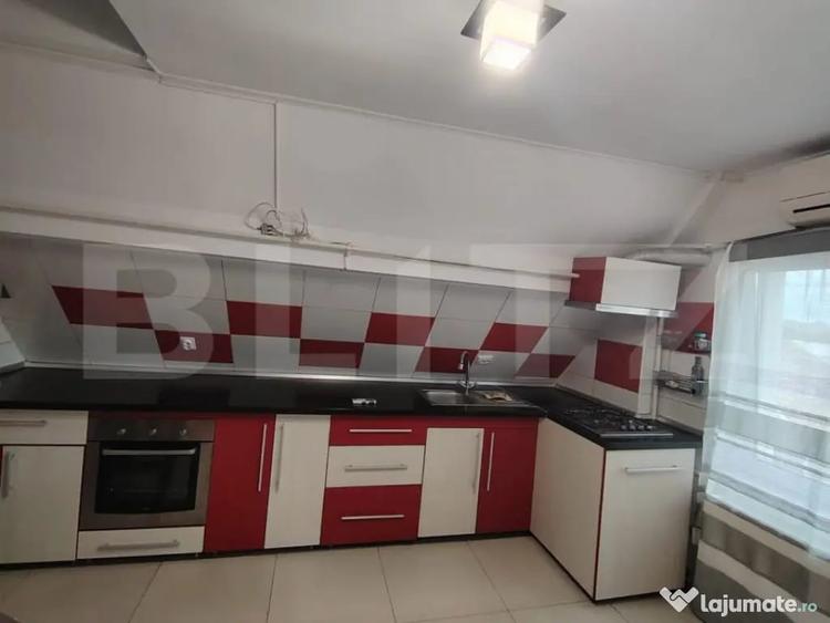 Apartament cu 3 camere decomandat în Bulgaria