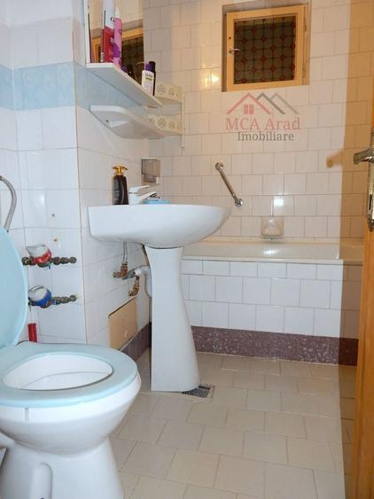 Apartament cu 2 camere decomandat în Central