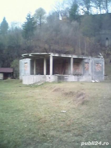 Vand casa de vacanta si teren 3550 mp la Cheile Dambovitei, Satic - 3
