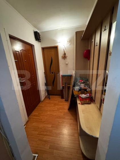 Apartament cu 3 camere decomandat, mobilat în Luduș
