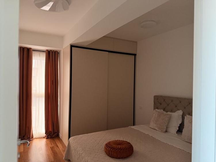 Apartament cu 3 camere decomandat în George Enescu