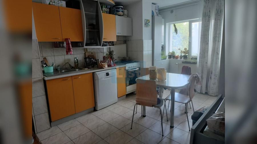 Apartament cu 2 camere decomandat, mobilat în Zorilor
