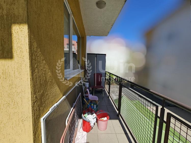 Apartament cu 2 camere semidecomandat, mobilat în Bună Ziua
