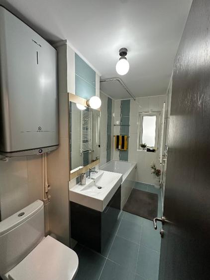 Apartament cu 3 camere decomandat, mobilat în Unirii