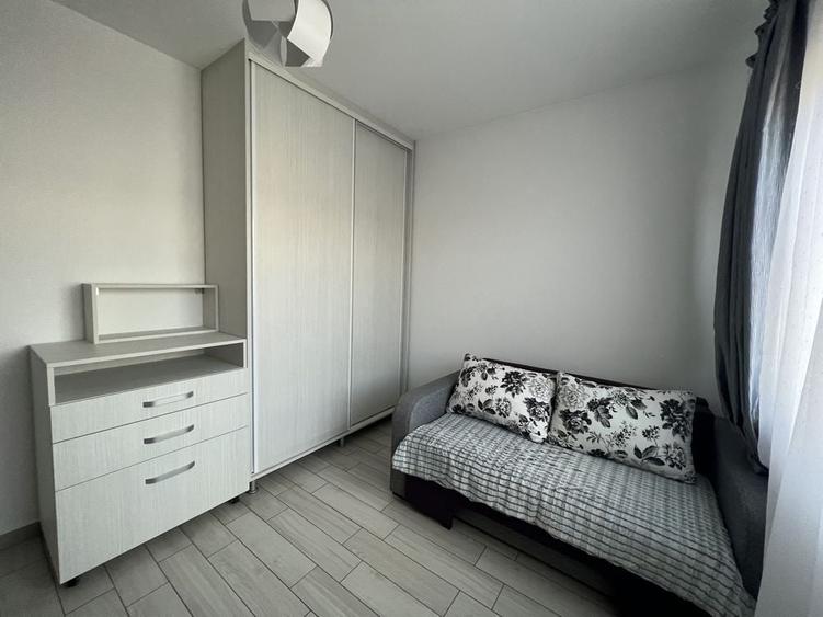 Apartament cu 3 camere decomandat în Dumbrăvița
